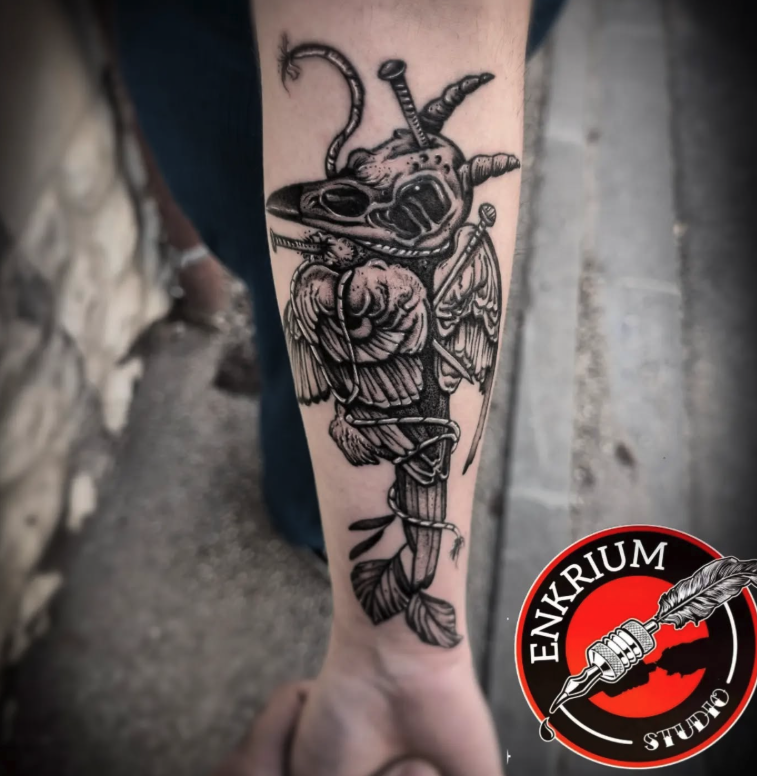 Tatouage bras - Enkrium